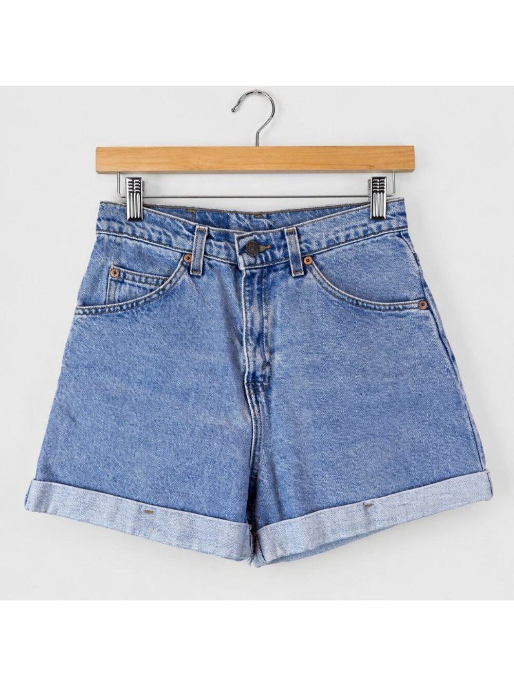 Vintage Levi’s 954 Denim Shorts Women’s 5 Regular Fit High Rise 90s USA